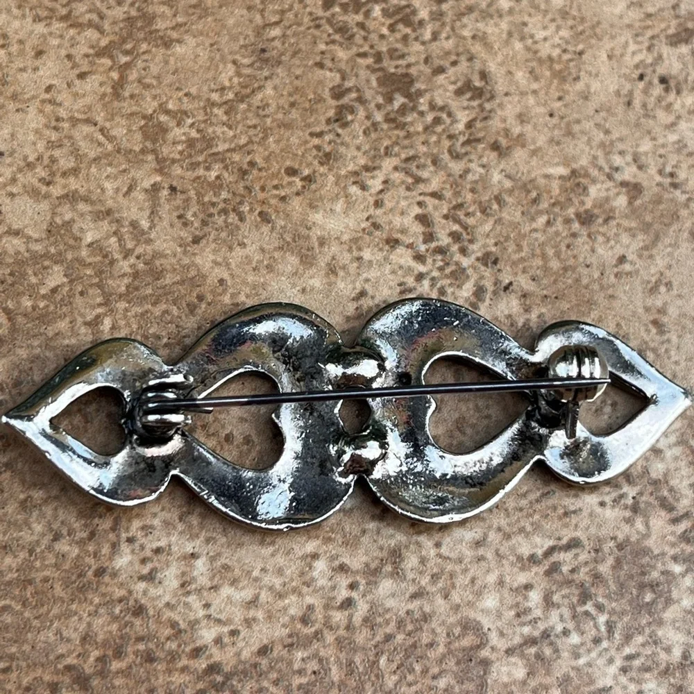 N/A silver hearts
